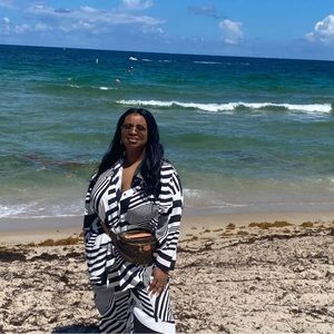 Oversized Print Blouse